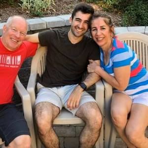 Meet your Posher, Alex